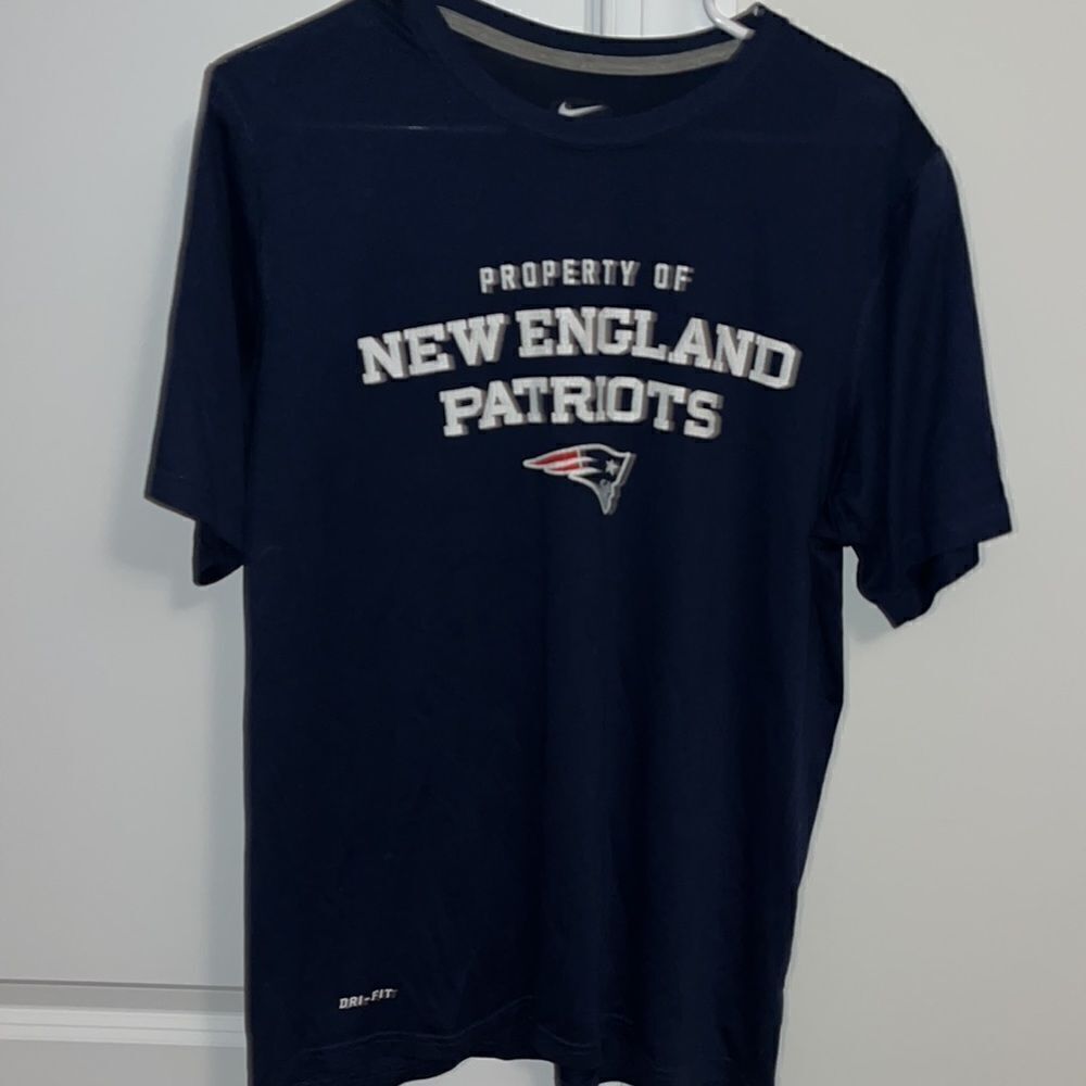 New England Patriots Nike polyester blue vintage style short sleeve T shirt L